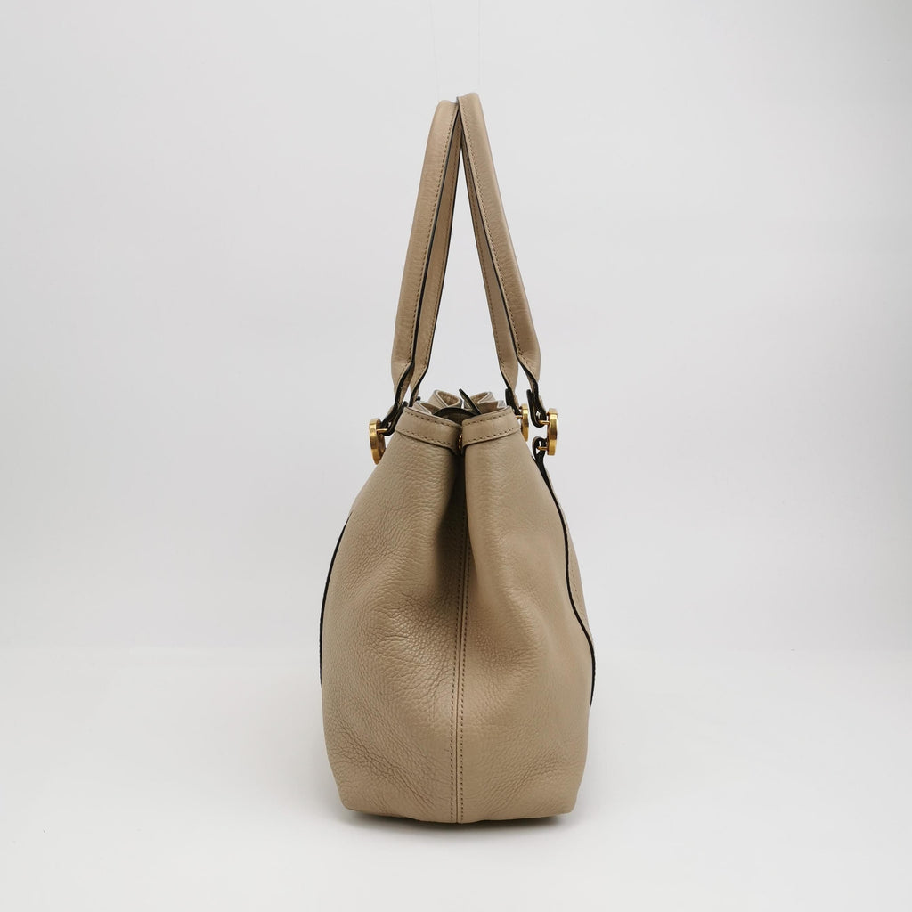 Gucci GG Interlocking Shoulder Bag in Leather 037851600054