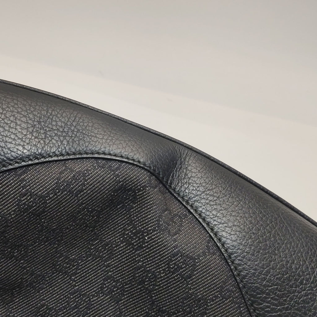 Gucci GG Canvas Shoulder Bag 250313781102677