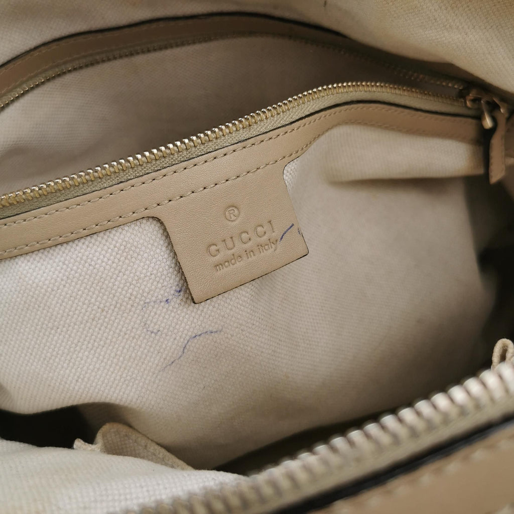 Gucci GG Embossed Shoulder Bag 250311781100744