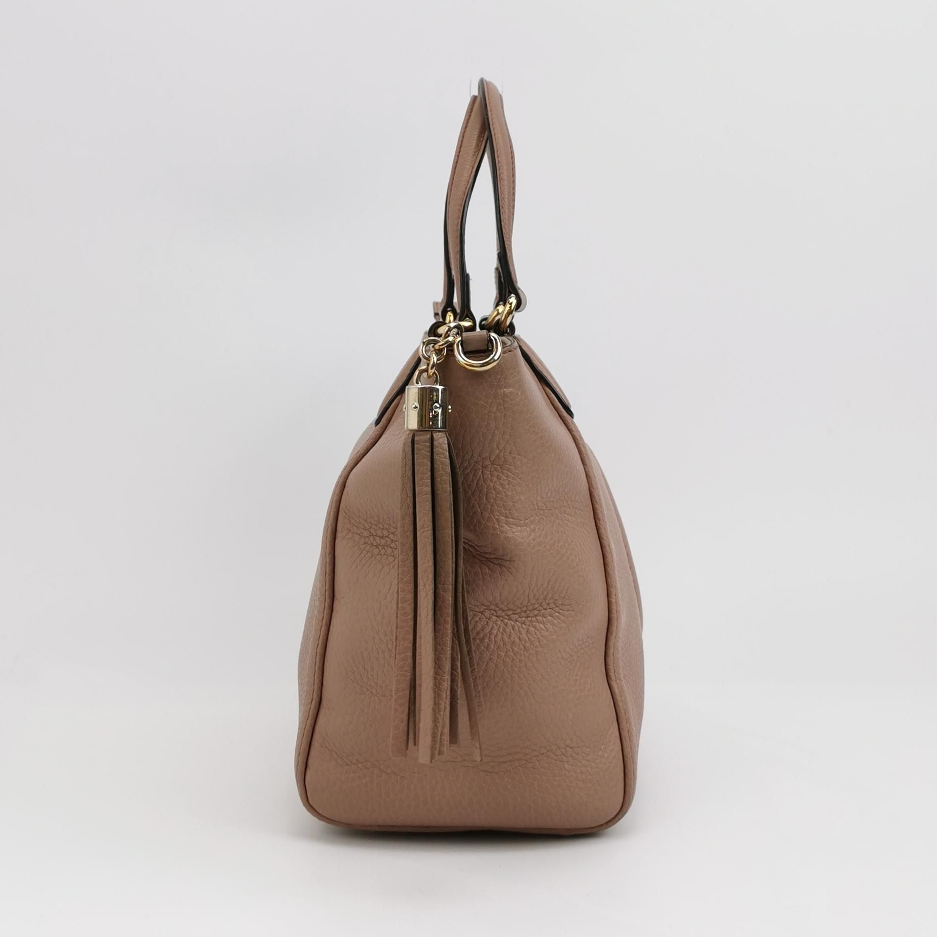 Gucci Soho Leather Tassel Decor GG Embossed Crossbody Shoulder Bag 250313781103898