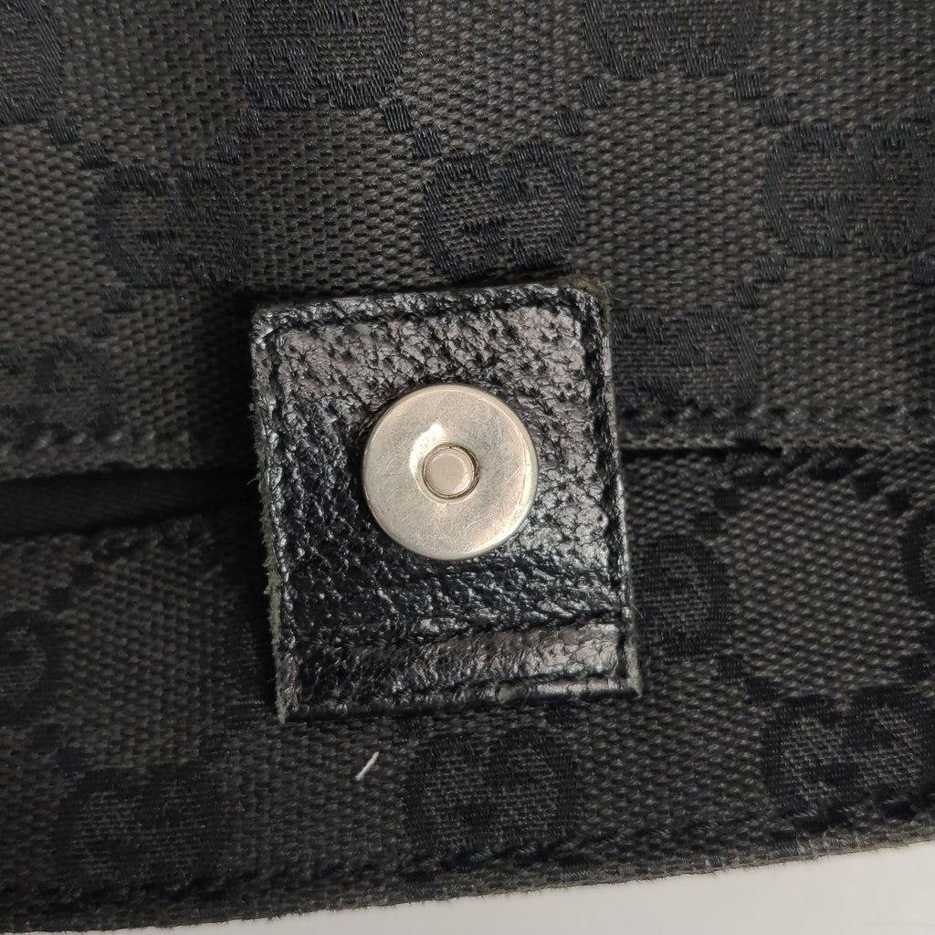 Gucci GG Canvas Shoulder Bag 250309781098131