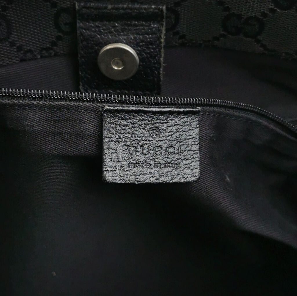 Gucci GG Canvas Shoulder Bag 250309781098131