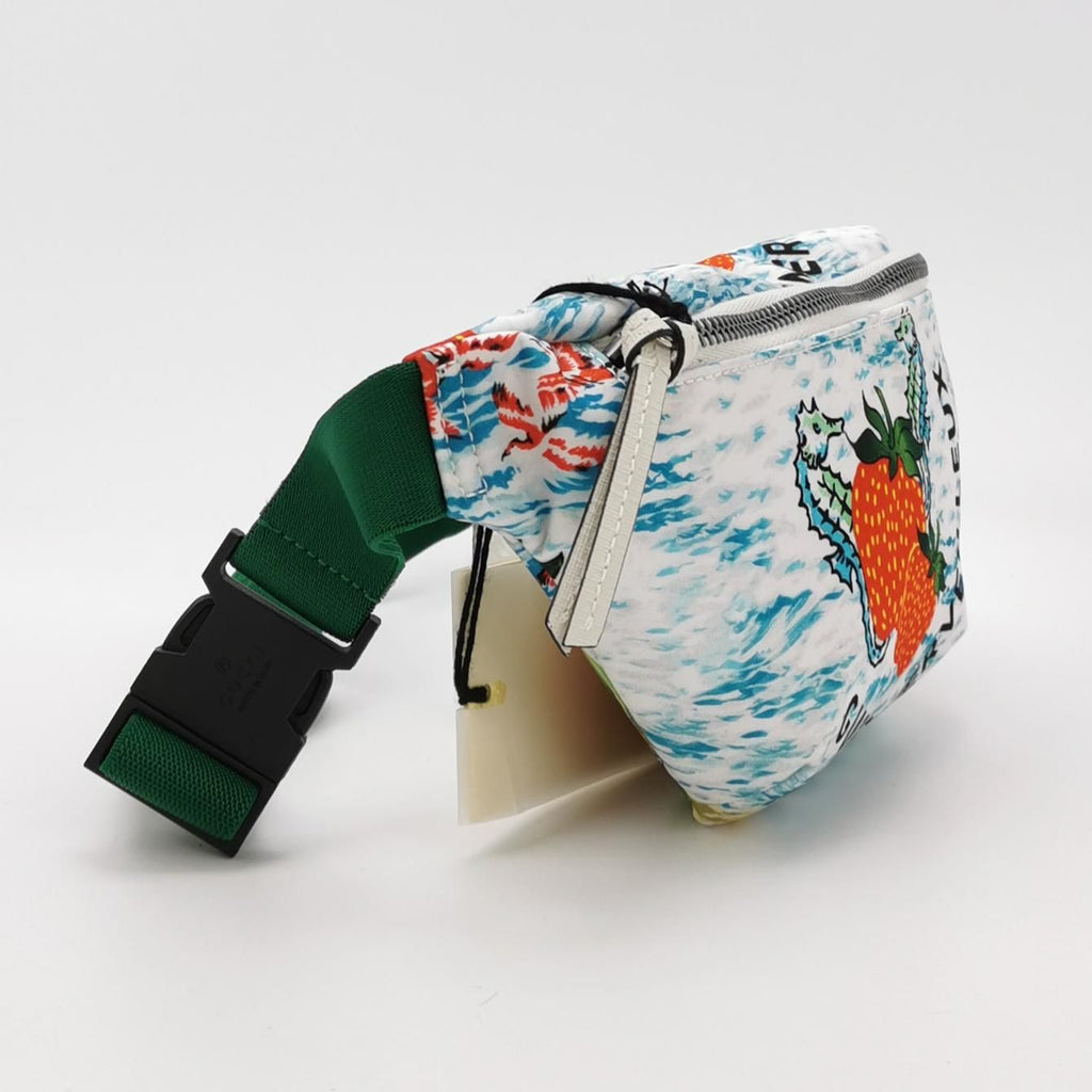Gucci Nylon Strawberry Pattern Letter Logo Waist Bag Chest Bag 250312781101749