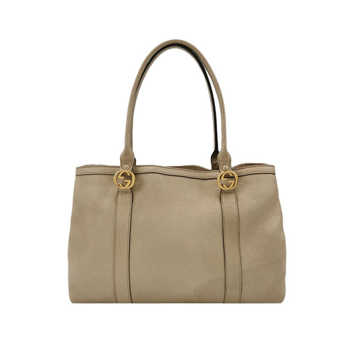 Gucci Interlocking G Logo Shoulder Bag in Leather 250310781098676