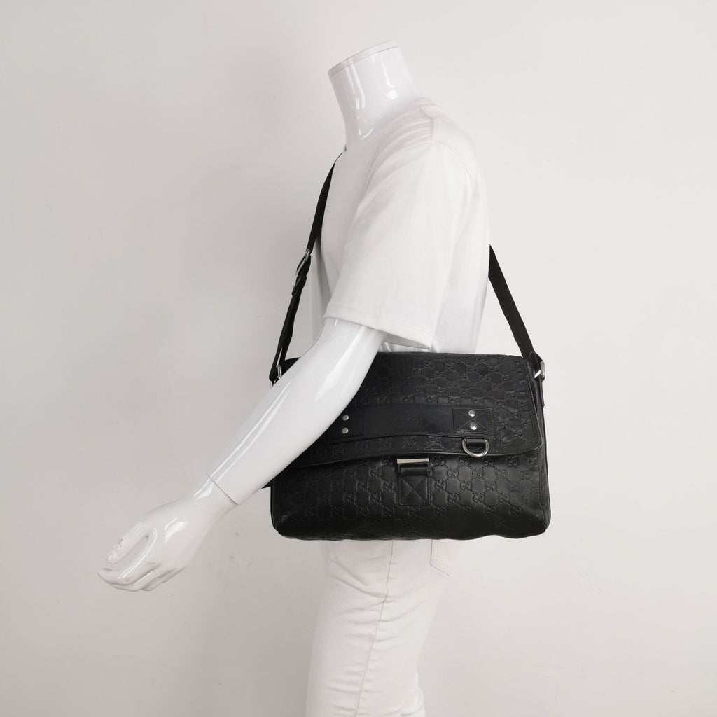 Gucci GG Embossed Crossbody Bag 250307781094773