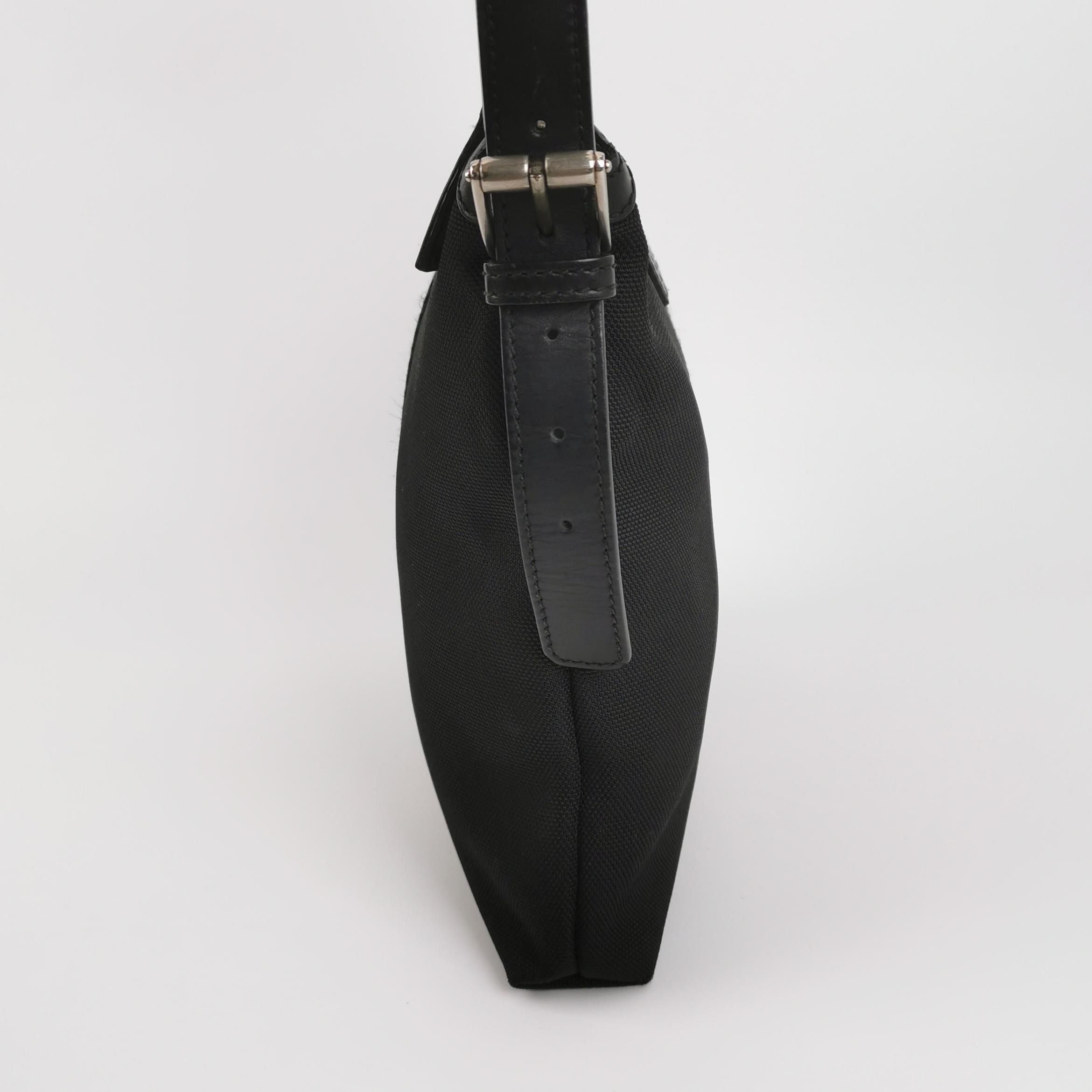 Gucci Leather and Canvas Logo Shoulder Bag 250308781096642