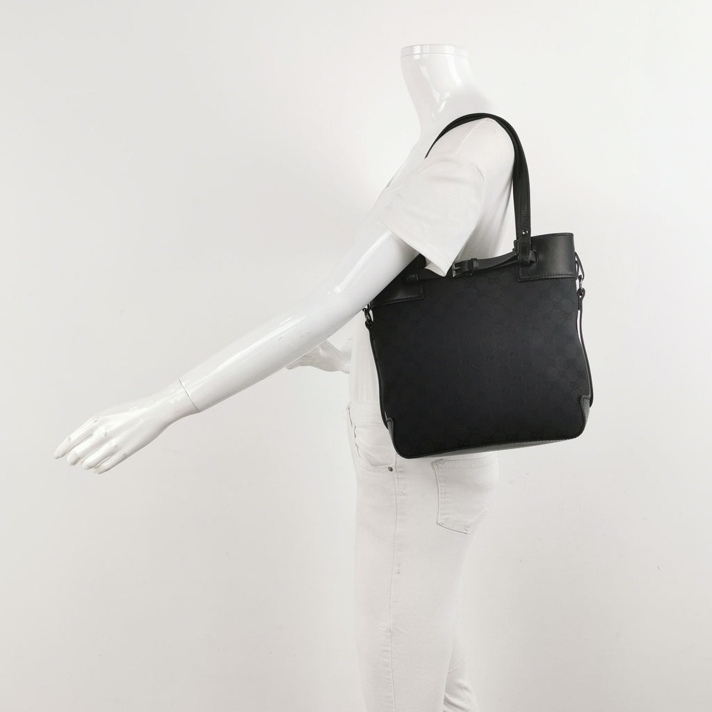 Gucci GG Canvas Shoulder Bag 250302781088198
