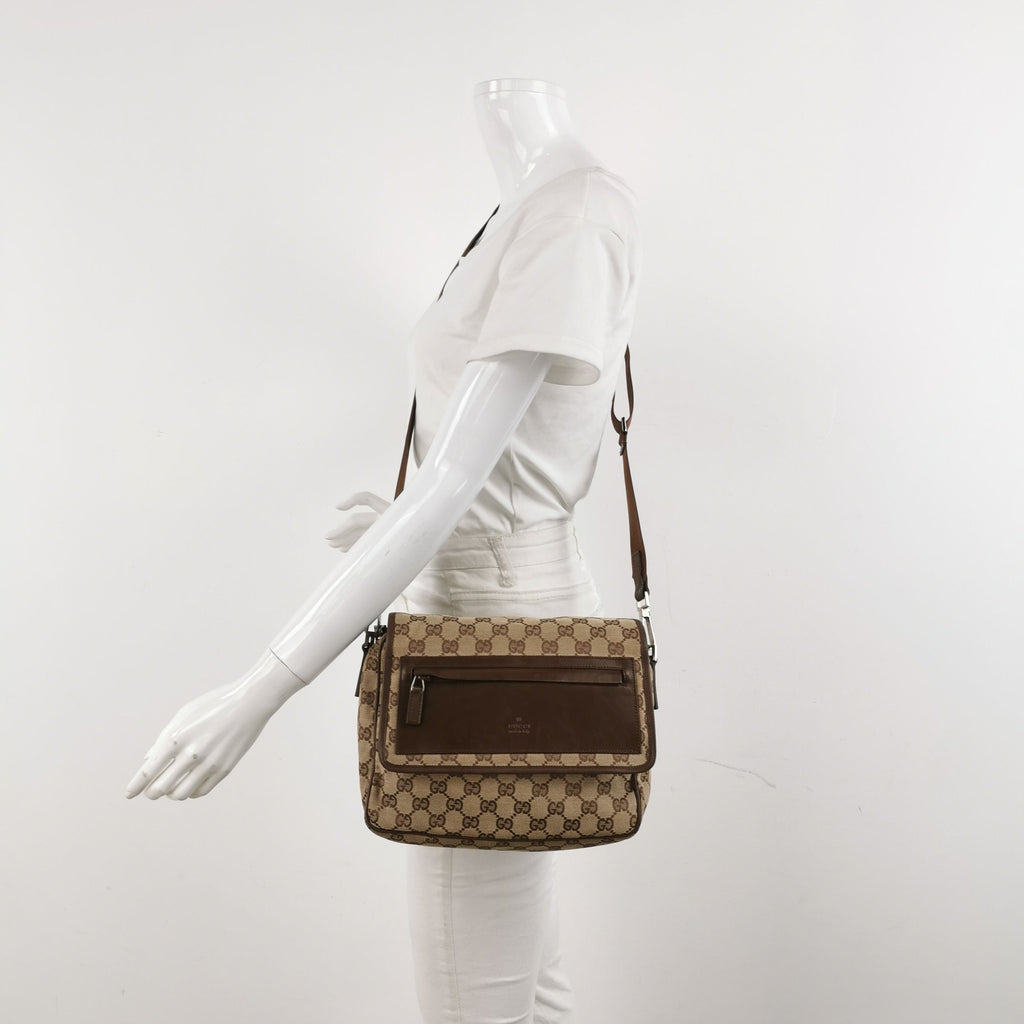 Gucci GG Canvas Shoulder Bag 250220781071887