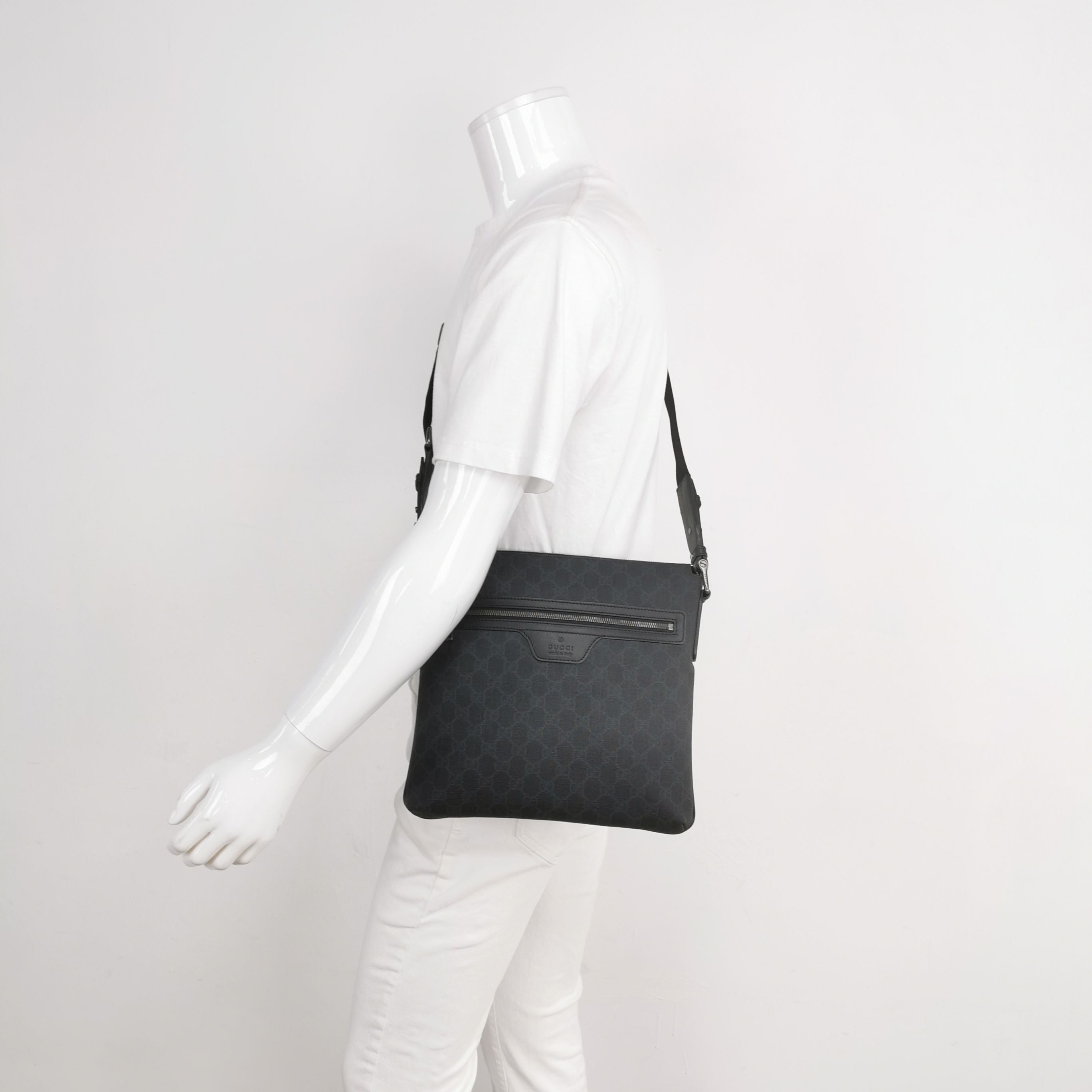Gucci GG Canvas Crossbody Bag 250514781191629