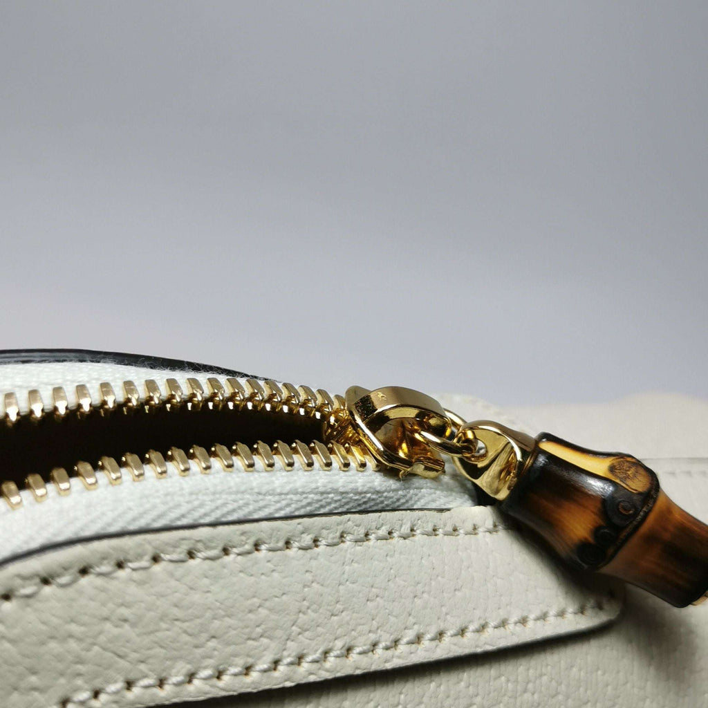 Gucci Diana Mini Leather Crossbody Bag with Bamboo Handle 250512781190012