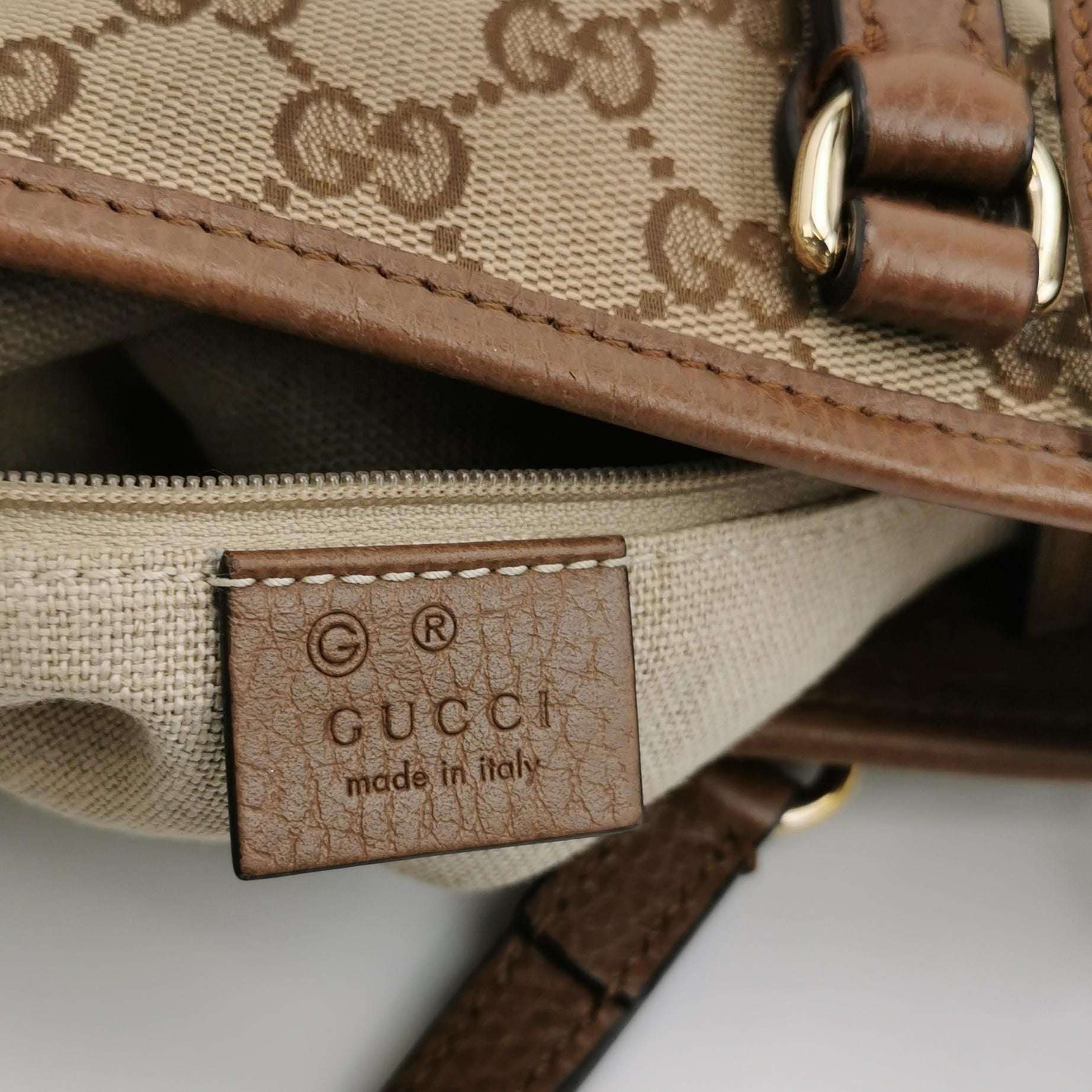 Gucci Bree Leather Canvas GG Monogram Interlocking G Tassel Crossbody Bag 047852700386