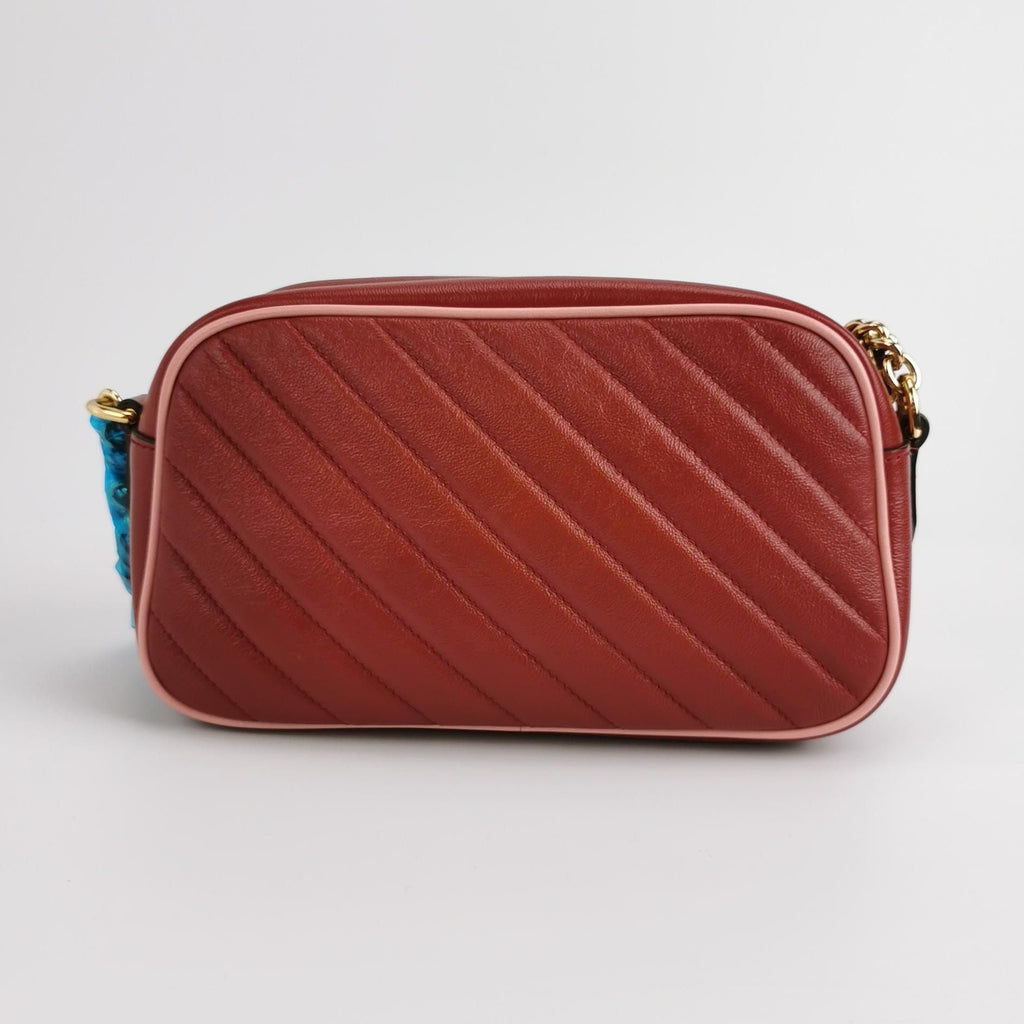 Gucci GG Marmont Small Leather Shoulder Bag with Contrast Trim and Double G Logo 2504171531153558
