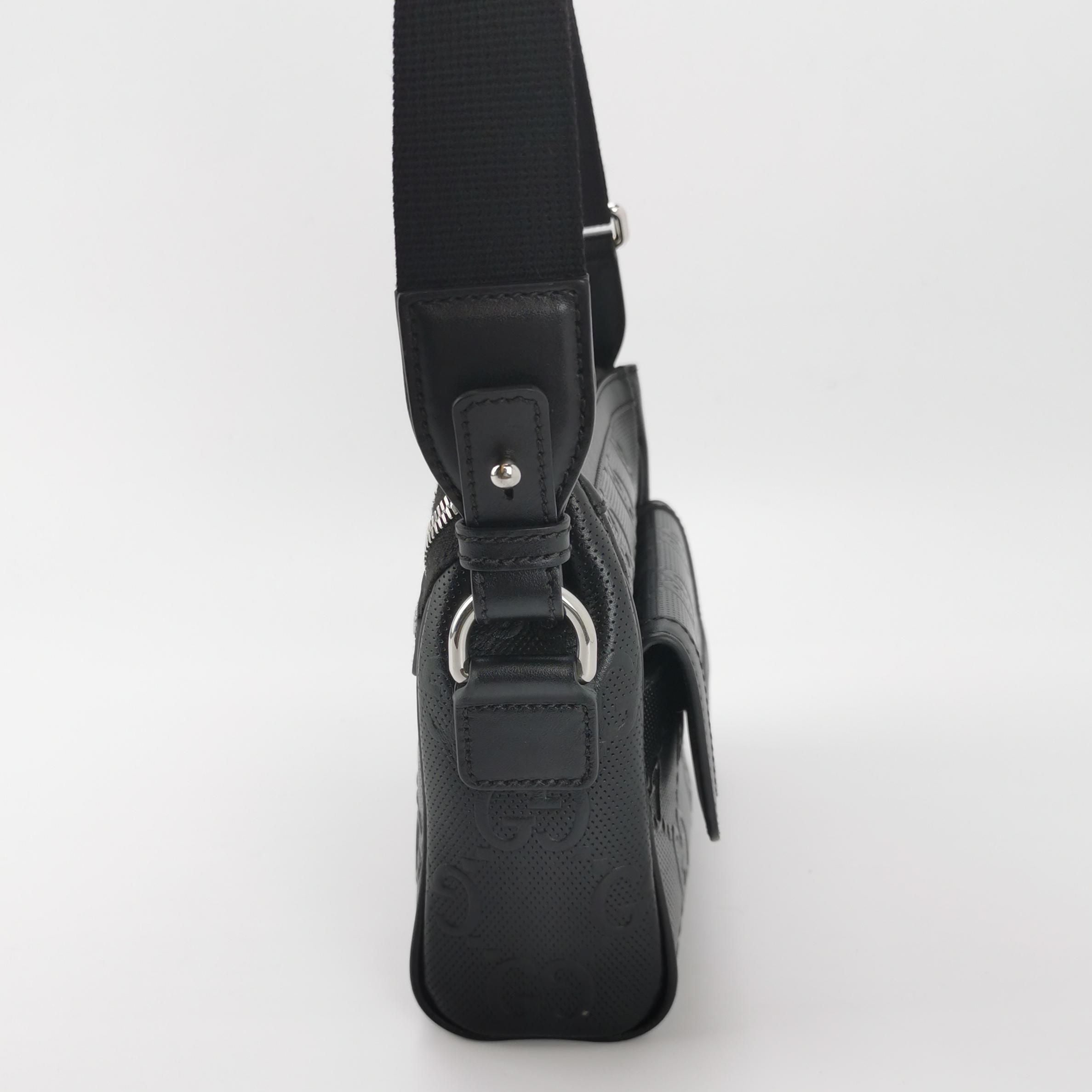 Gucci GG Supreme Canvas Zip Crossbody Bag 250417781152444