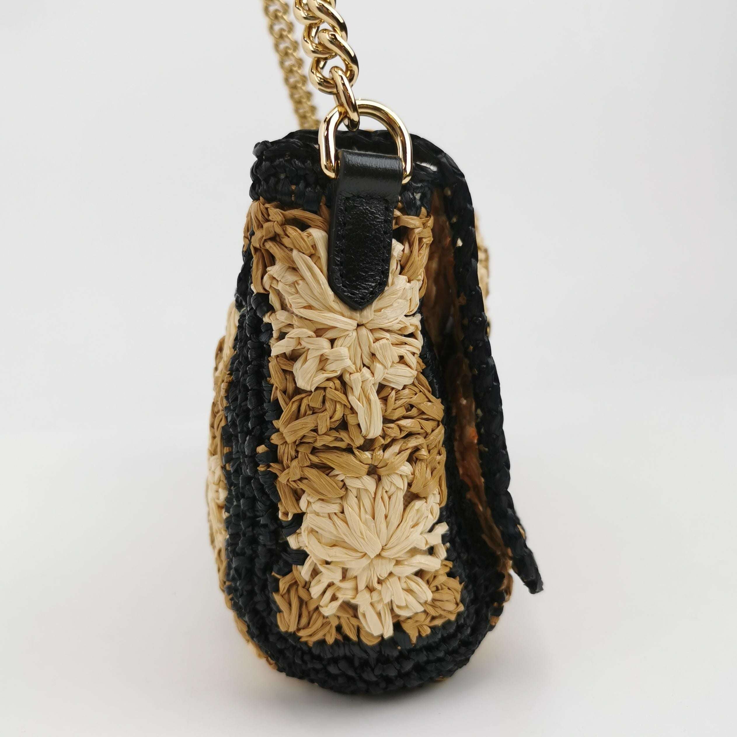Gucci GG Marmont Woven Shoulder Bag with Double G Logo 250412781145302
