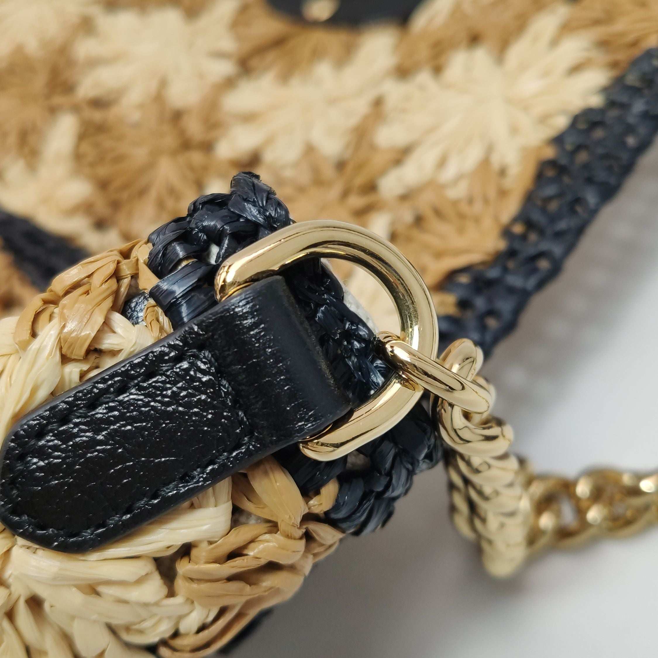 Gucci GG Marmont Woven Shoulder Bag with Double G Logo 250412781145302