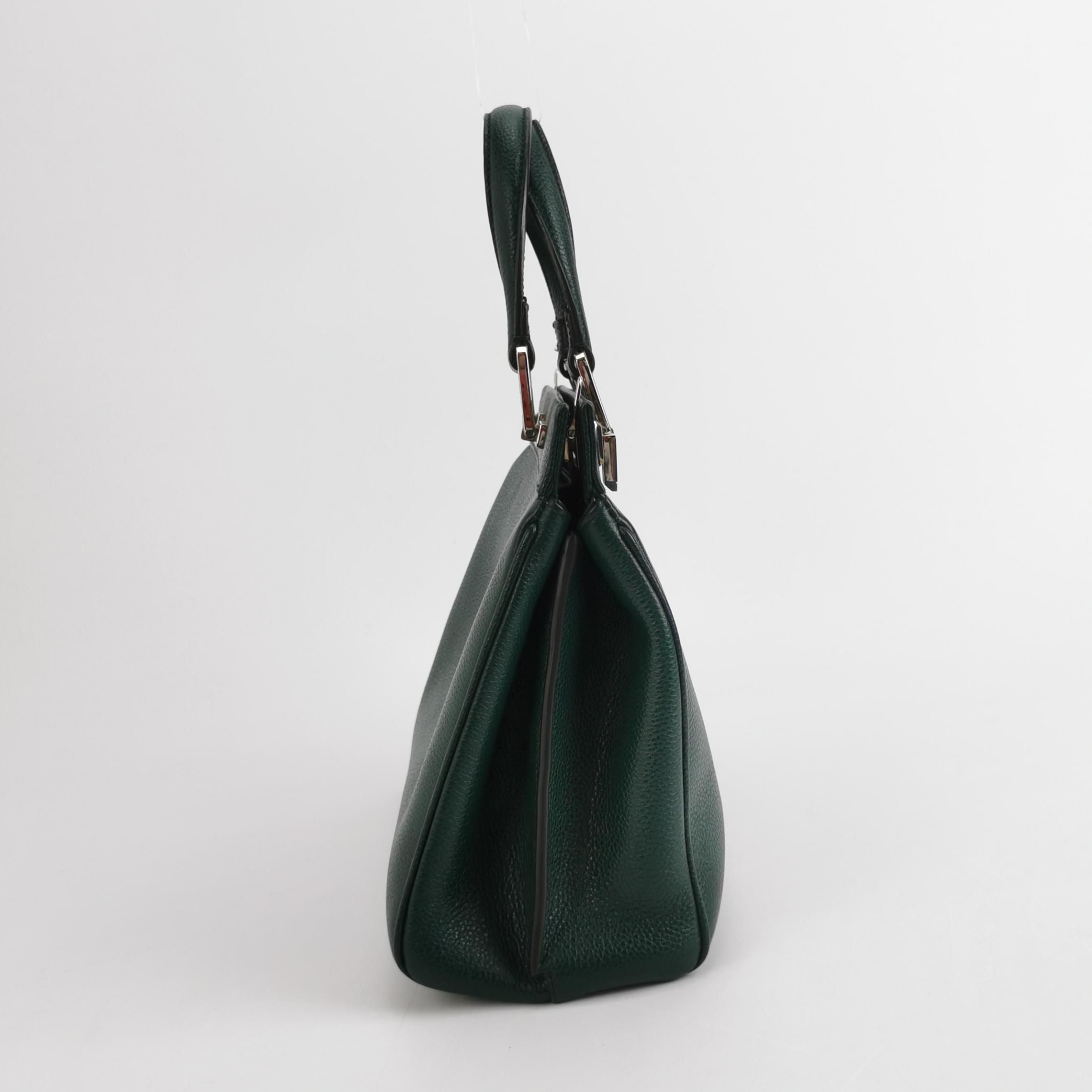 Gucci Zumi Small Leather Solid GG Horsebit Crossbody Bag 250410781142564