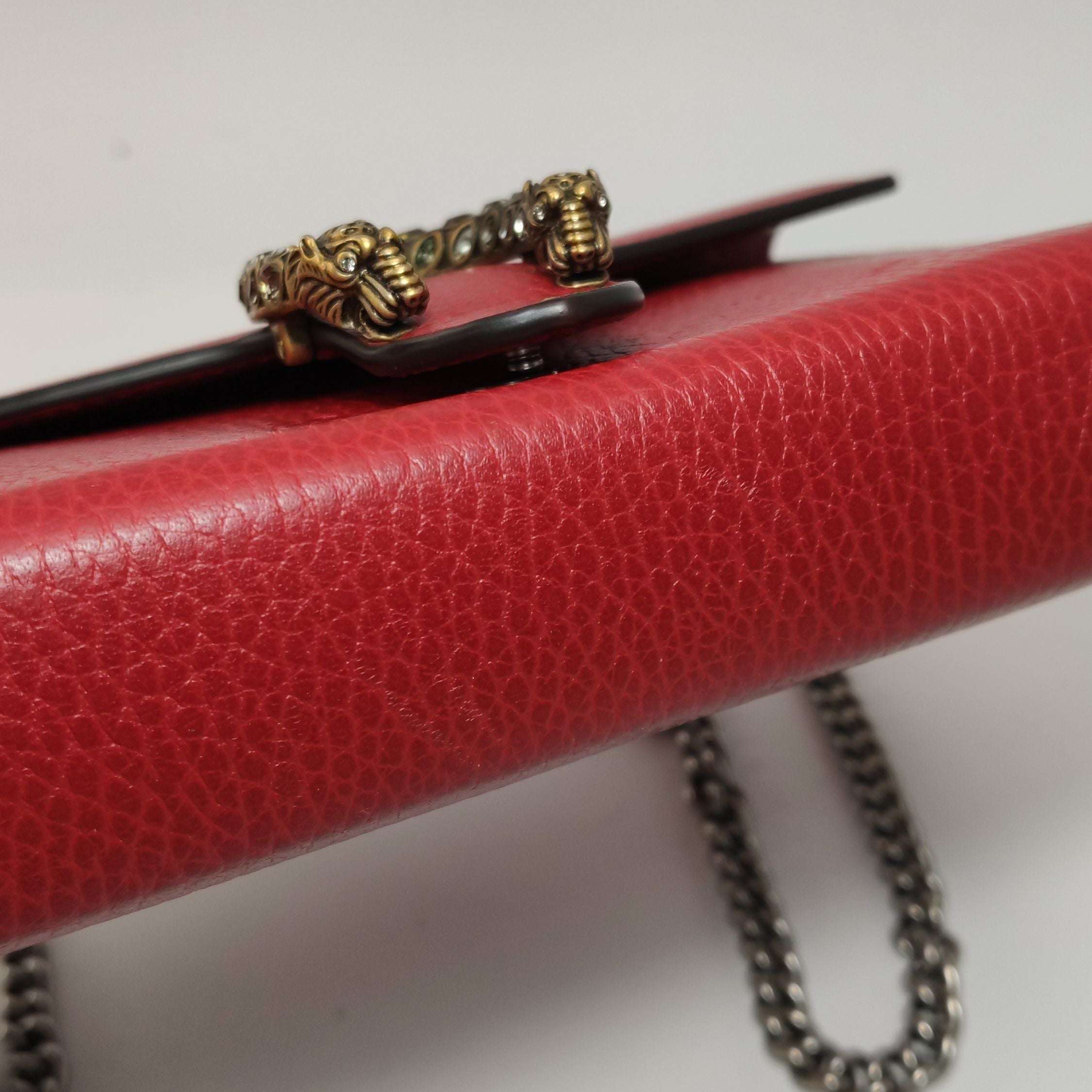 Gucci Dionysus Mini Leather Crossbody Bag with Double Tiger Head Buckle 250328781124089