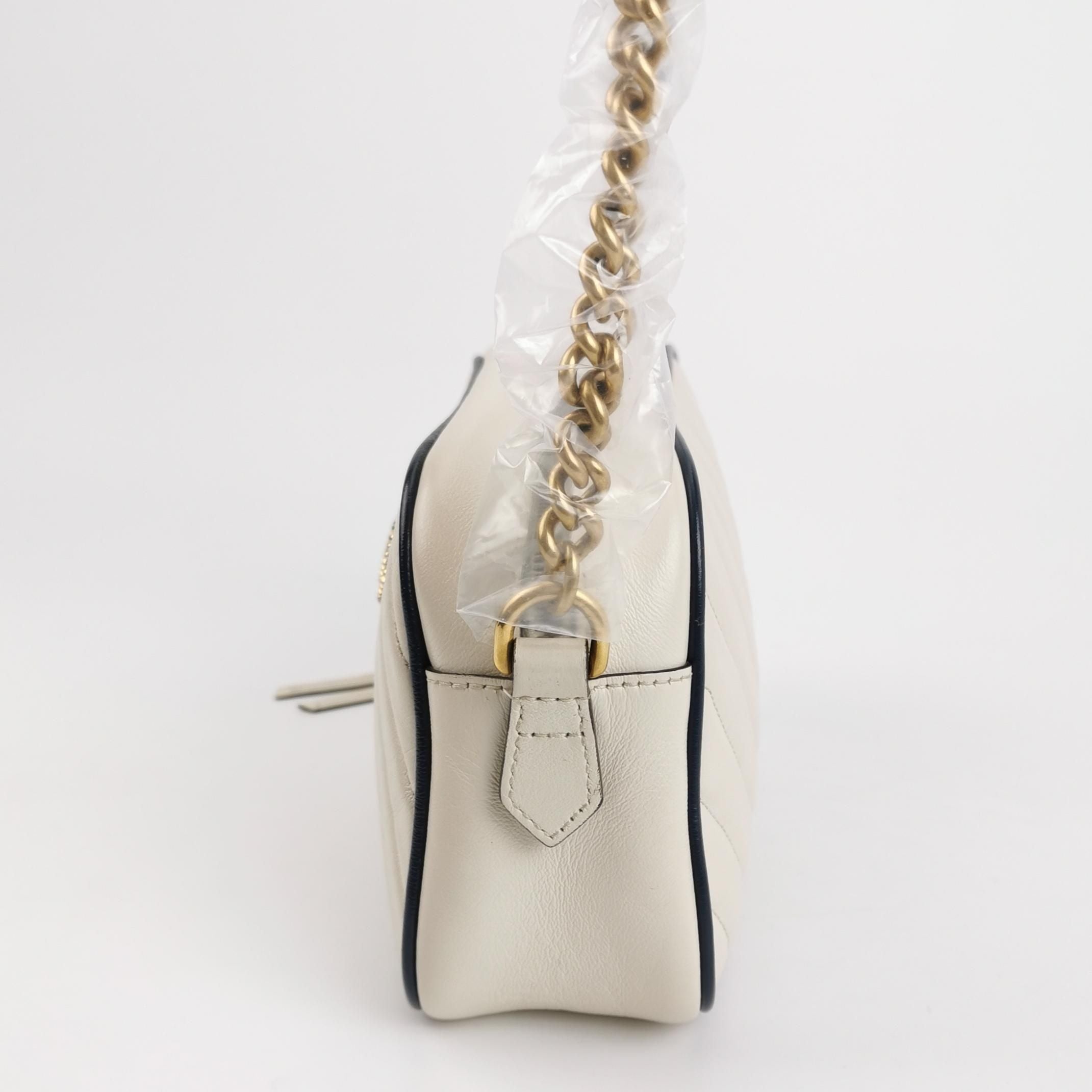 Gucci GG Marmont Small Leather Crossbody Bag with Contrast Trim and GG Logo 250317781108379