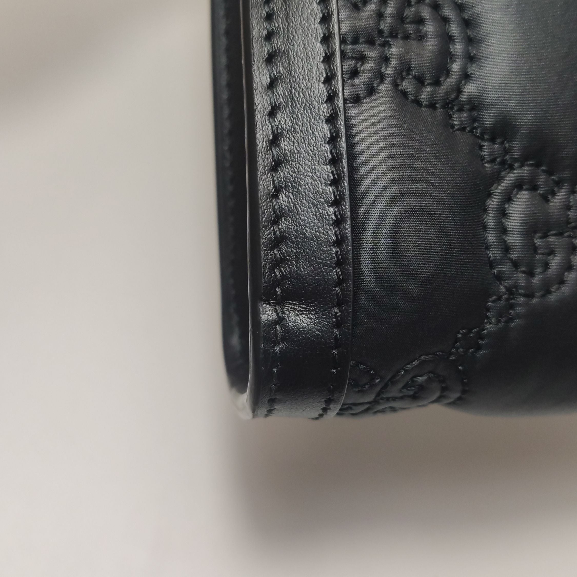 Gucci GG Matelassé Leather Solid Double G Logo Shoulder Bag Crossbody Bag 250316781107594