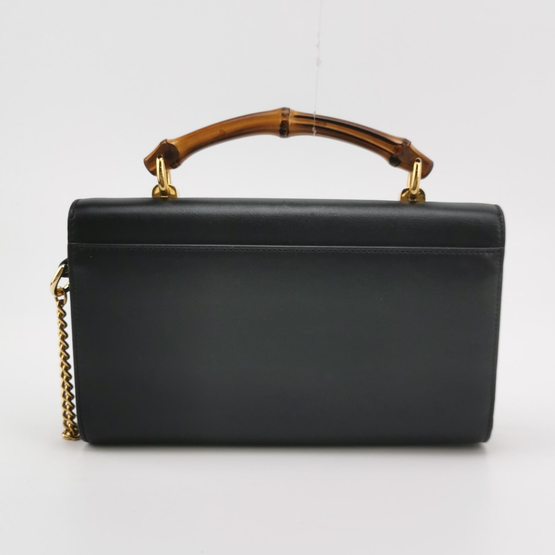 Gucci Diana Calfskin Solid Bamboo Handle Crossbody Bag 250223781077178