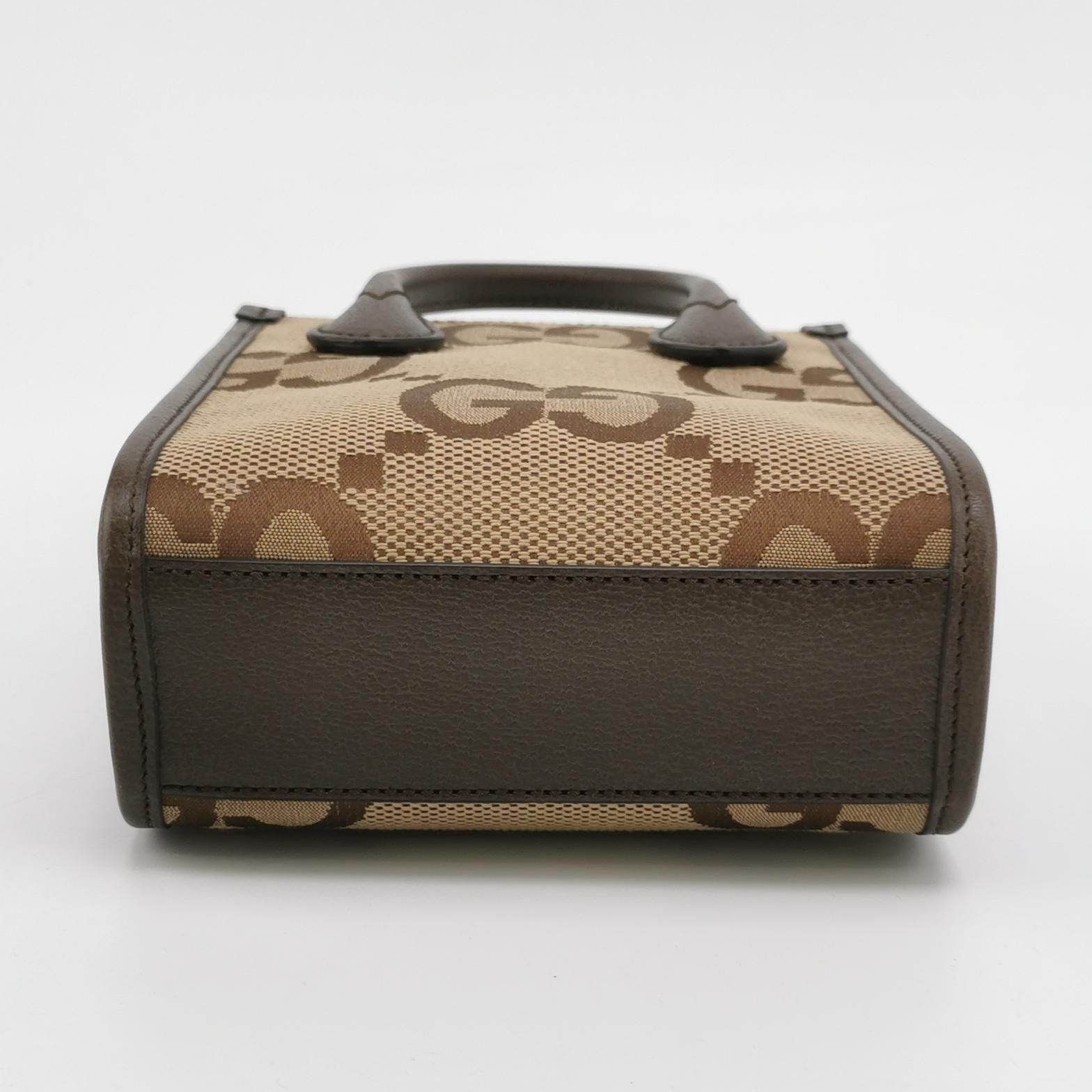 Gucci Jumbo GG Canvas Crossbody Bag 250224781078711
