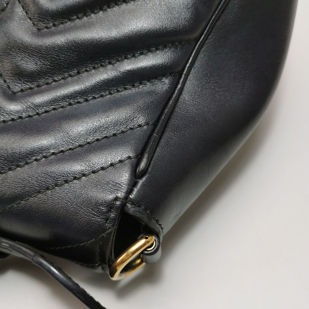 Gucci GG Marmont Medium Leather V-stitch Quilted Double G Logo Flap Crossbody Bag 250215781064786