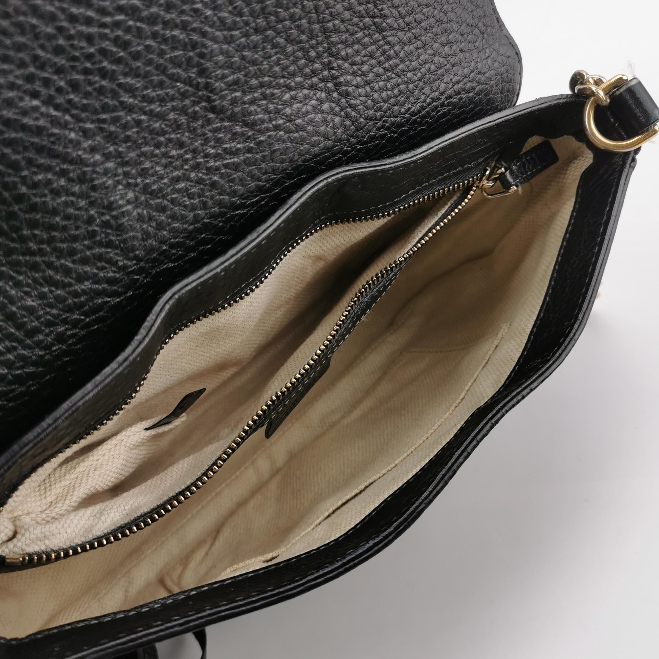 Gucci Soho Leather Solid Pattern GG Flap Crossbody Bag 24121278980115