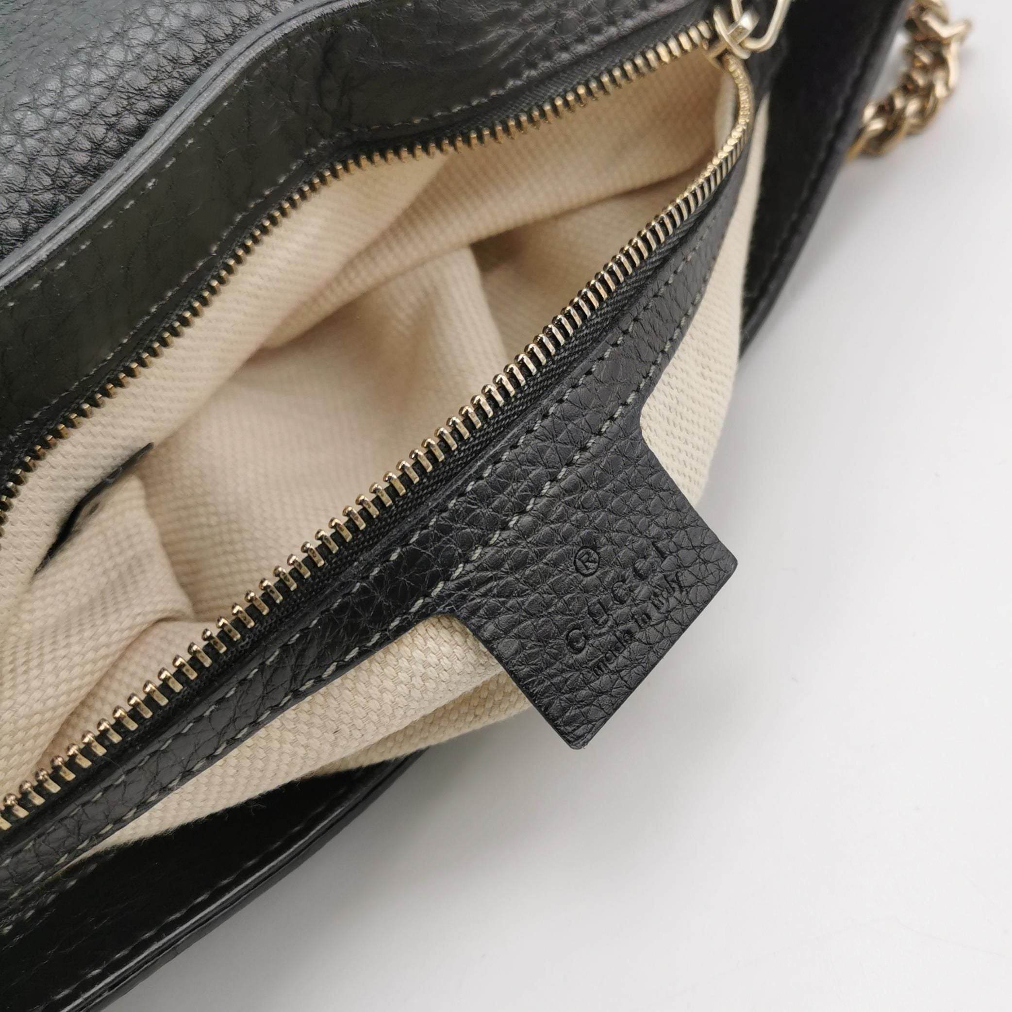 Gucci Soho Leather Solid Pattern GG Flap Crossbody Bag 24121278980115