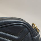 Gucci GG Marmont Mini Leather V-Stitch Double G Logo Camera Bag Crossbody Shoulder Bag 250529781212604