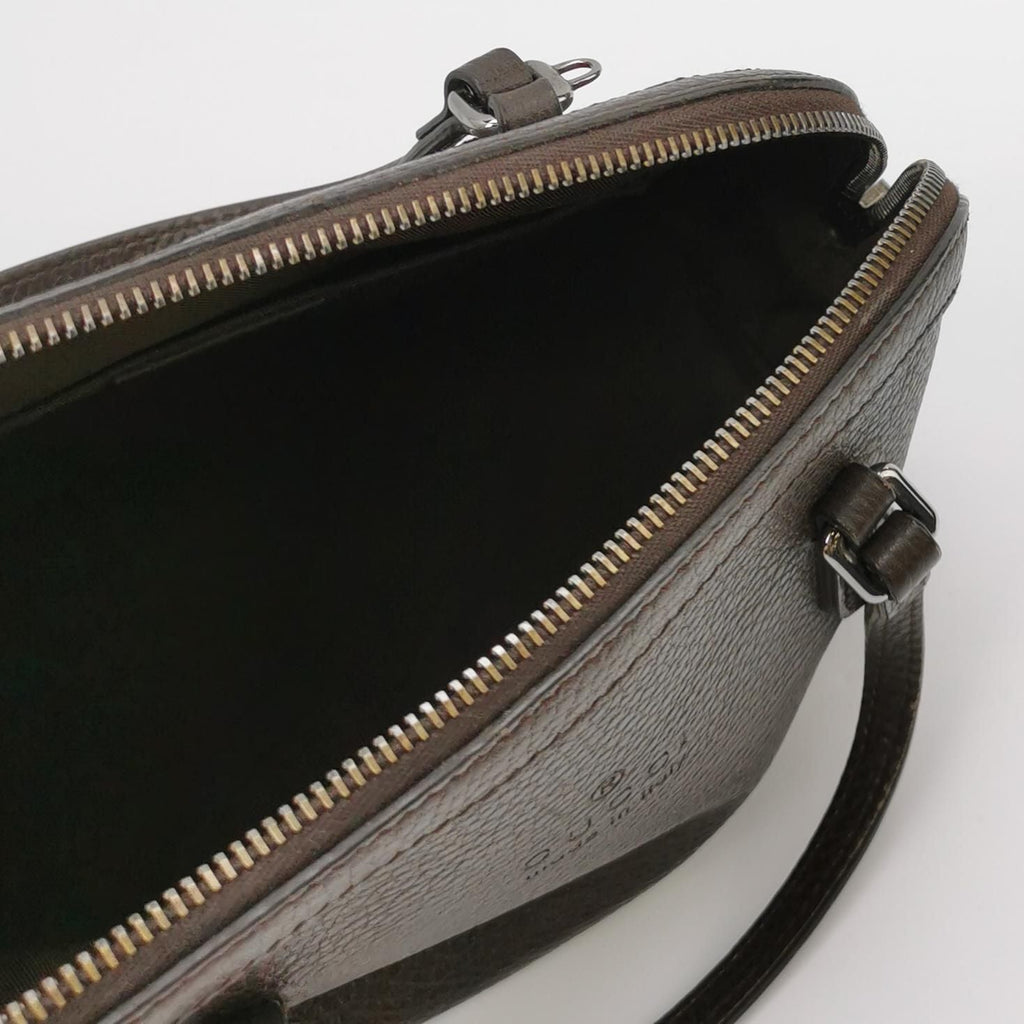 Gucci Calfskin Solid Pattern Logo Crossbody Bag 250527781209841