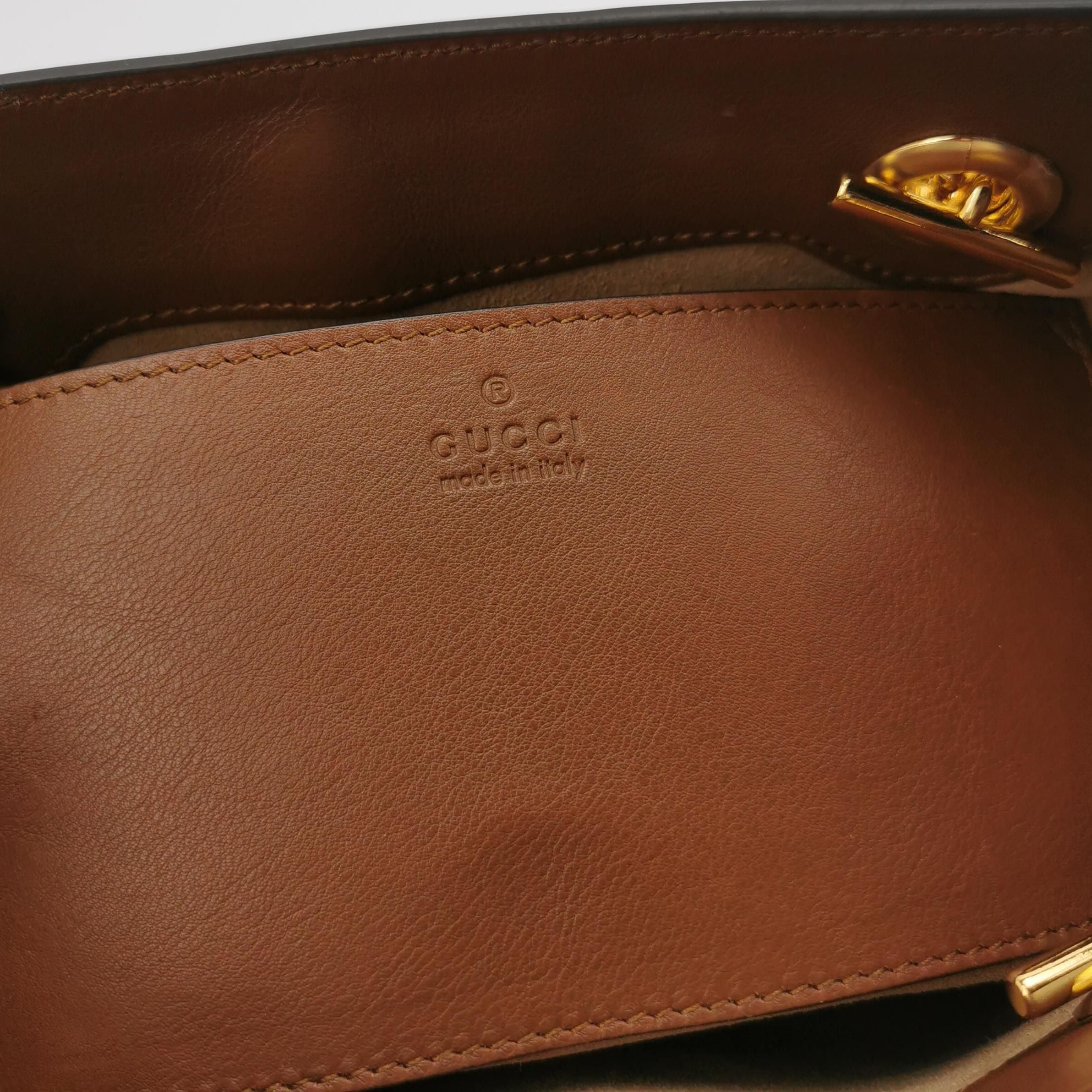 Gucci Padlock Small GG Monogram Lock Shoulder Bag 250604781222332