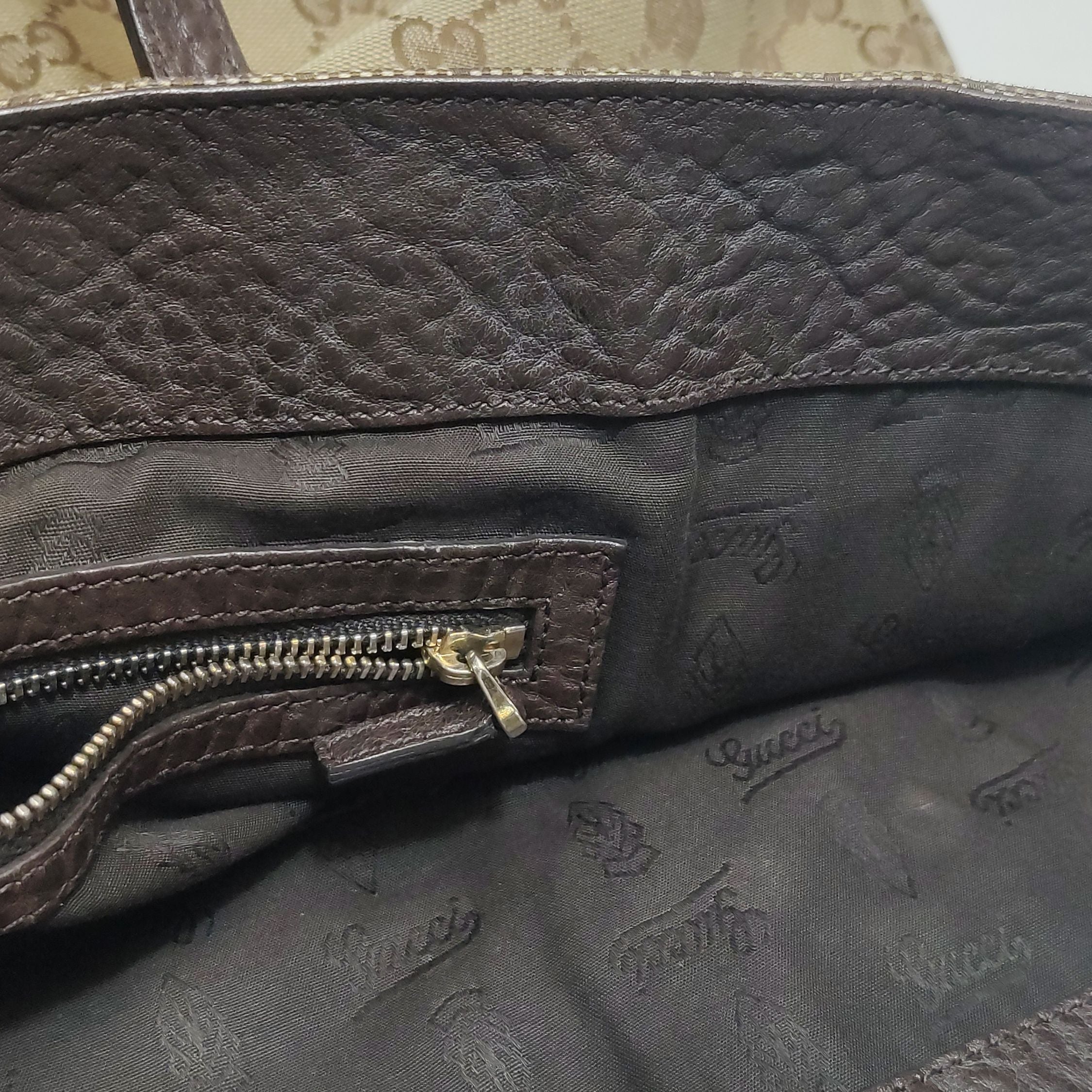 Gucci Leather and Canvas GG Monogram Shoulder Bag 250614781236564
