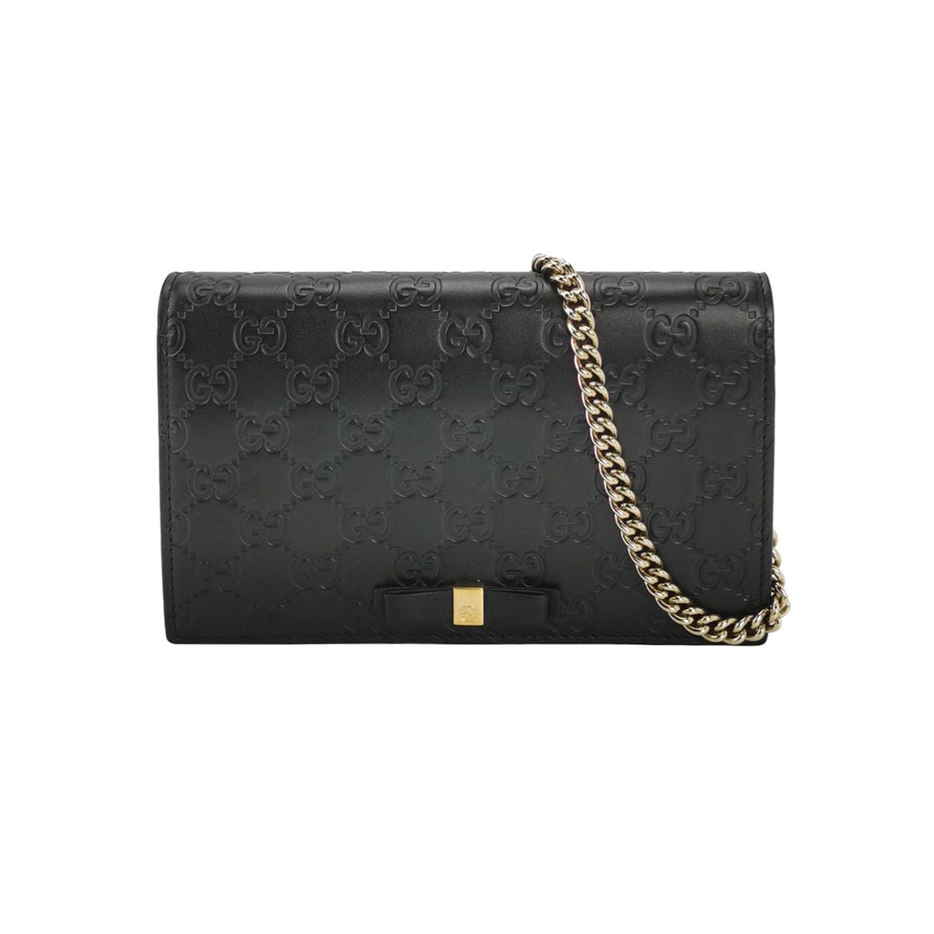 Gucci GG Embossed Shoulder Bag 250615781238274