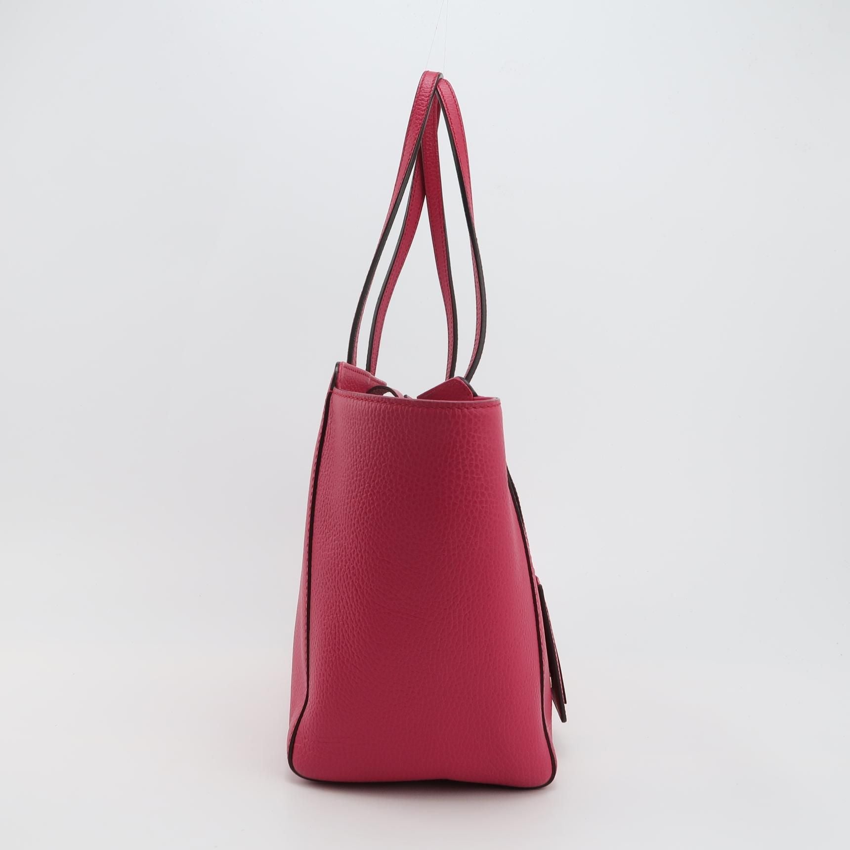 Gucci Swing Leather Logo Shoulder Bag 250611781232835