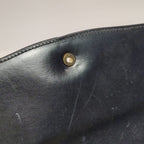 Gucci Leather Solid Metal Logo Vintage Shoulder Bag 250608781228532