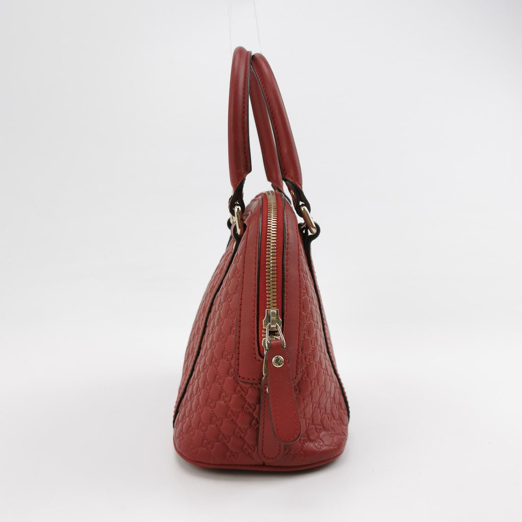 Gucci Leather Solid Pattern GG Logo Shoulder Bag 250607781226884
