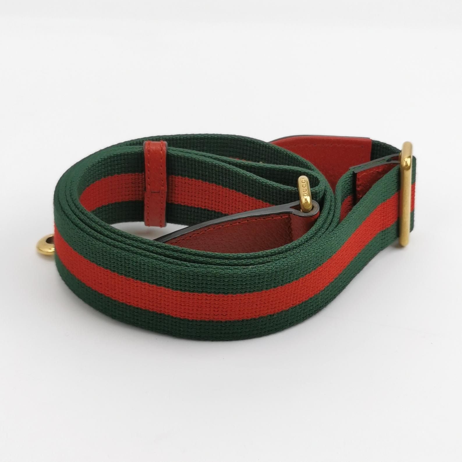 Gucci GG Supreme Canvas and Suede Shoulder Bag with Dog Pattern 250602781218484