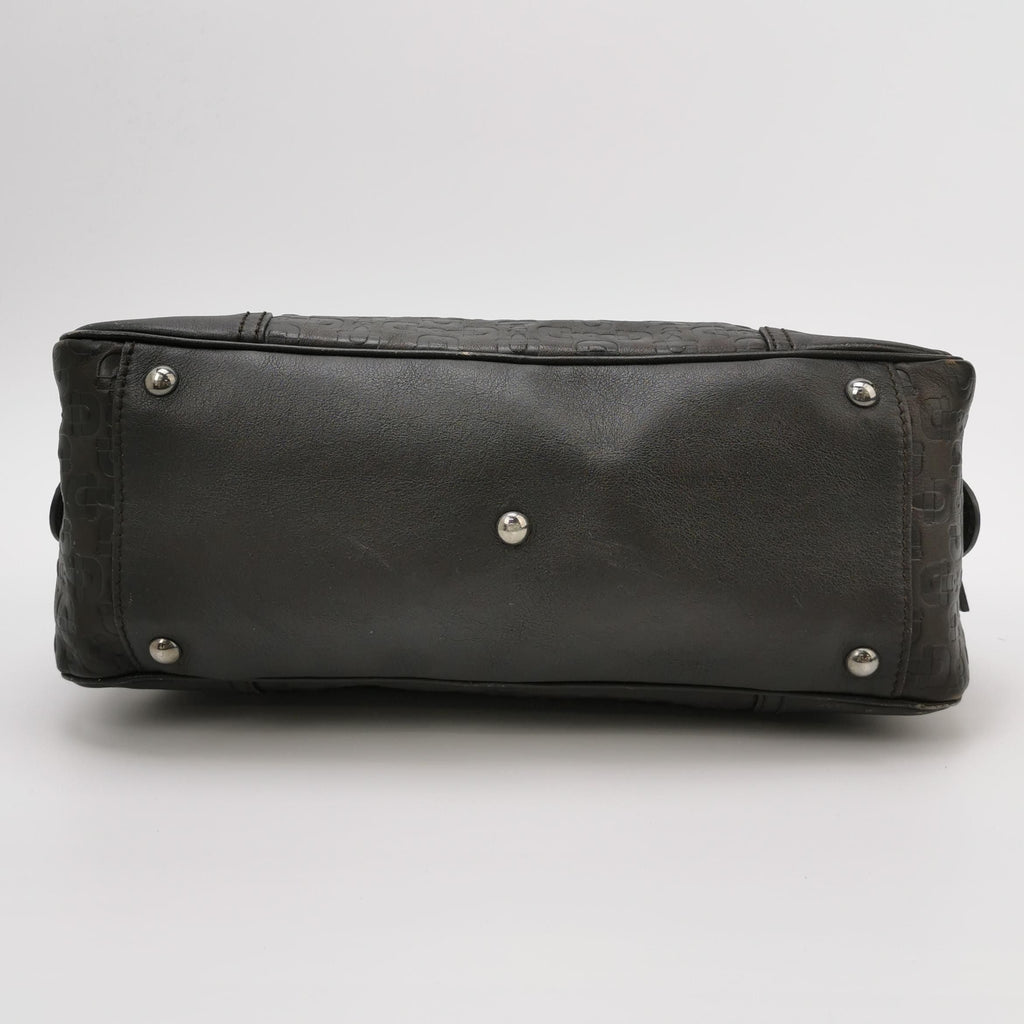 Gucci GG Embossed Shoulder Bag 250524781206087