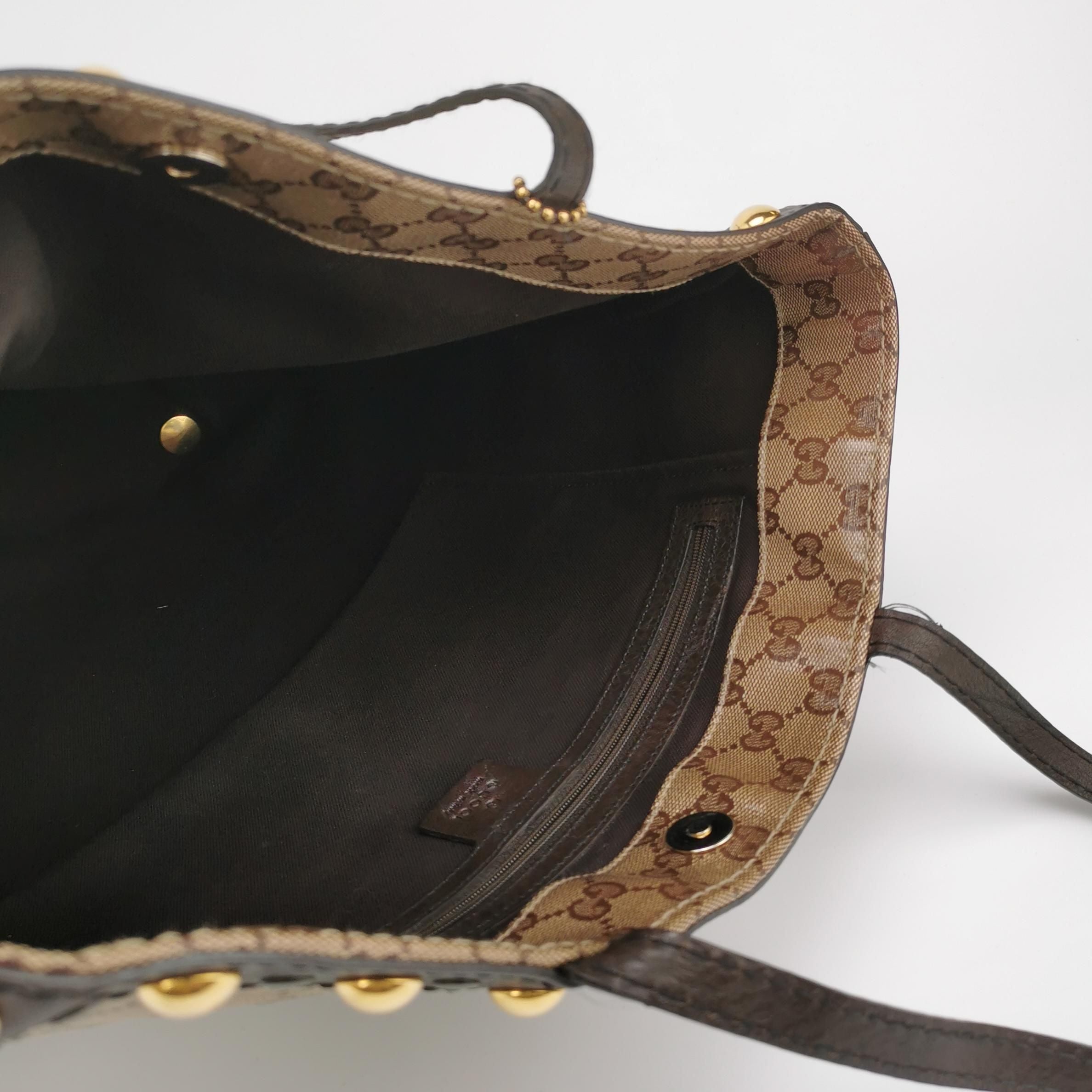 Gucci GG Monogram Shoulder Bag 250201781047163