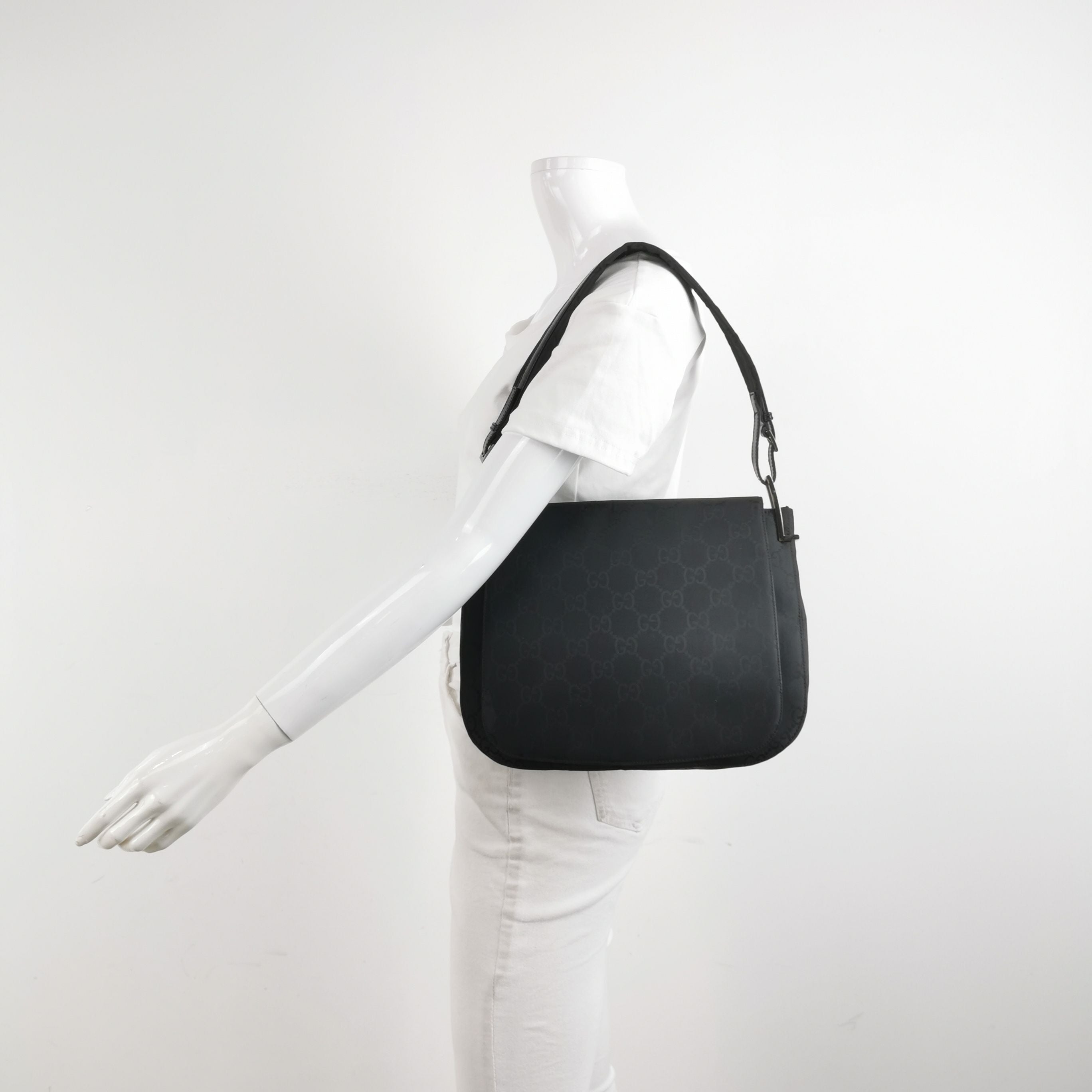 Gucci GG Canvas and Leather Shoulder Bag 250115781026343