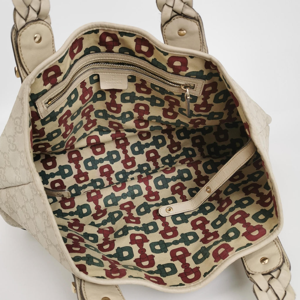 Gucci GG Supreme Shoulder Bag 250109781017526