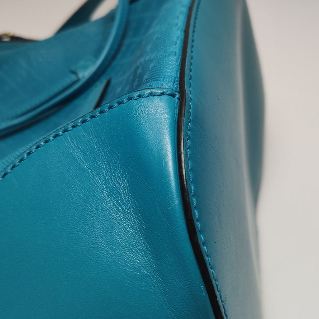 Gucci Leather Logo Shoulder Bag 077850700478