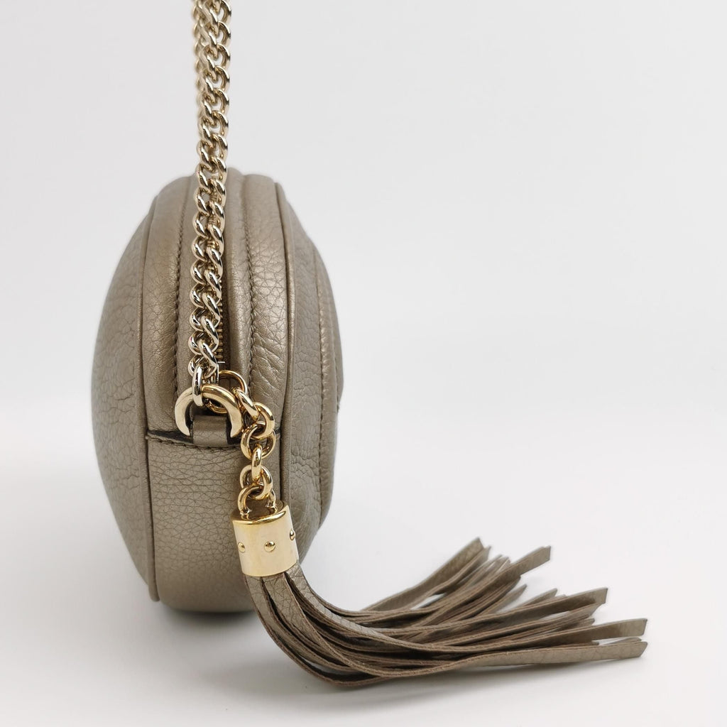 Gucci Soho Leather Solid Double G Camera Crossbody Bag 250704781265378