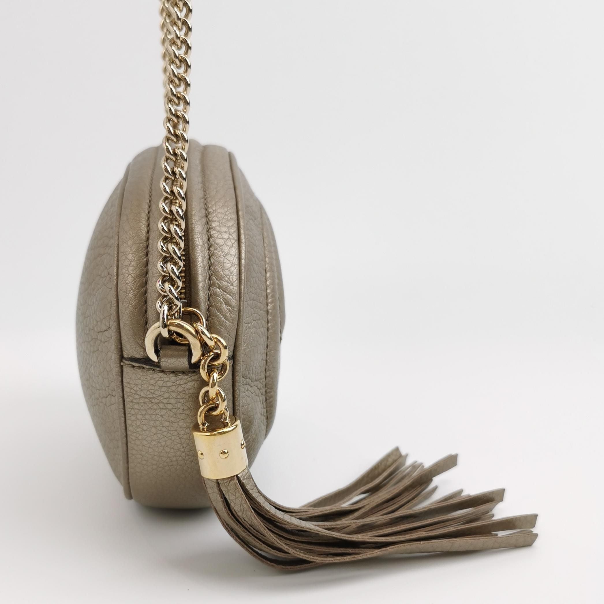 Gucci Soho Leather Solid Double G Camera Crossbody Bag 250704781265378
