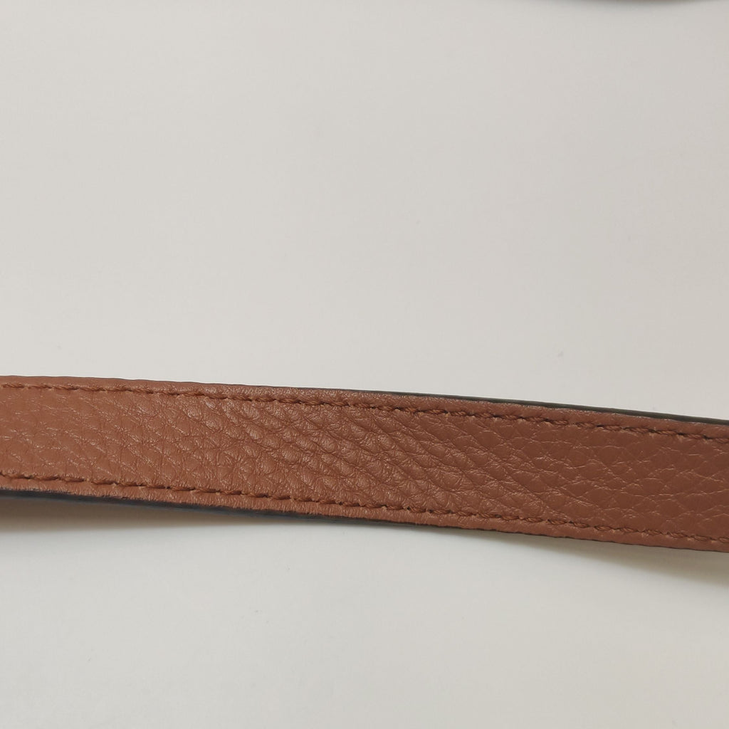 Gucci Leather Solid GG Logo Zip Shoulder Bag 250513781190155