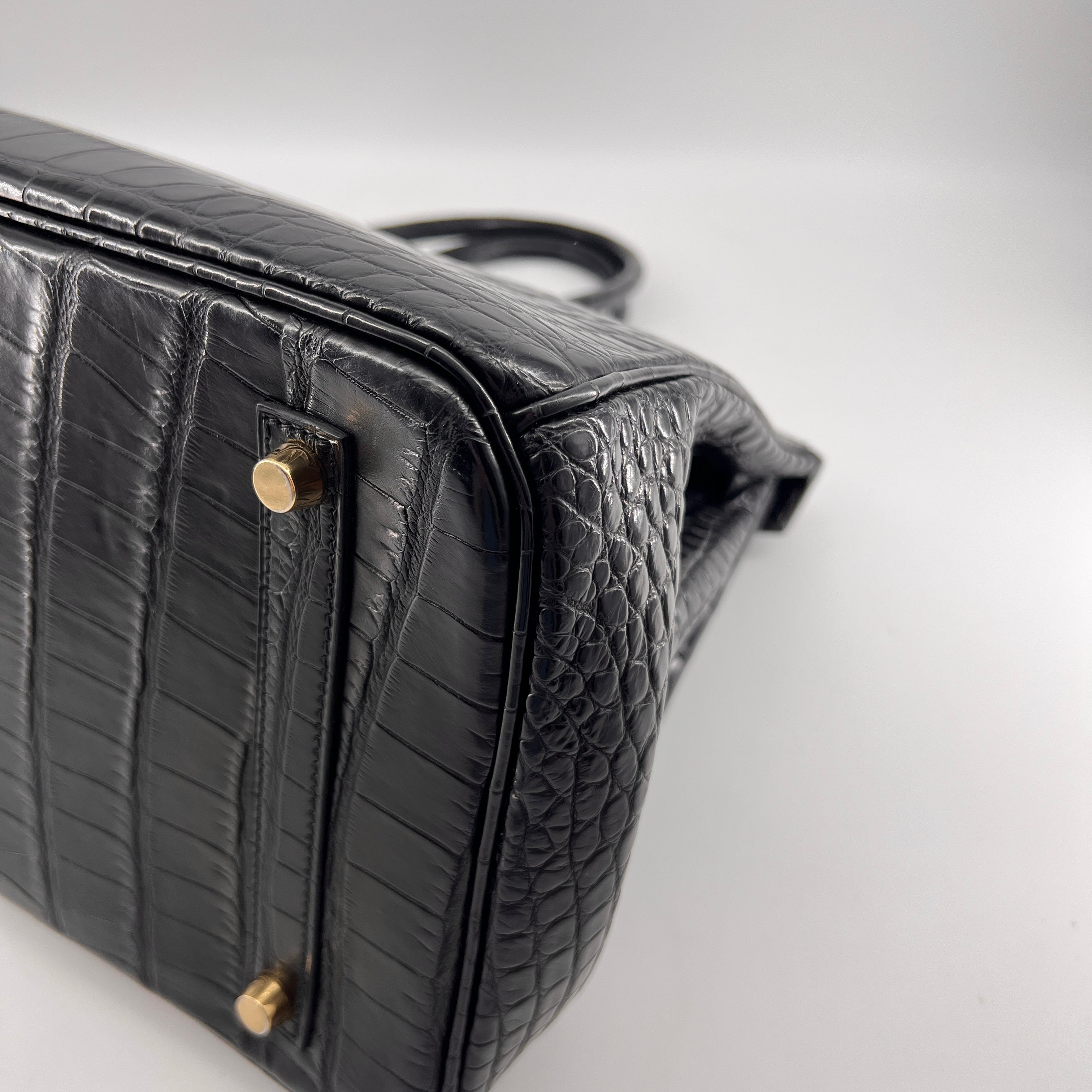 Hermes Birkin35 Bag Black  Crocodile Gold Hardware