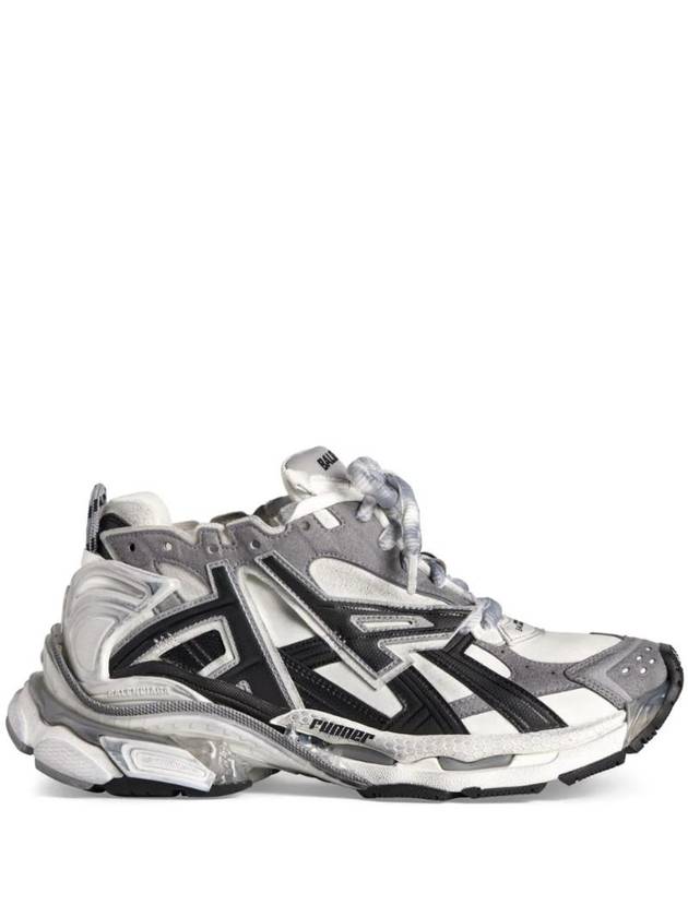 Balenciaga Runner Low Top Sneakers Grey