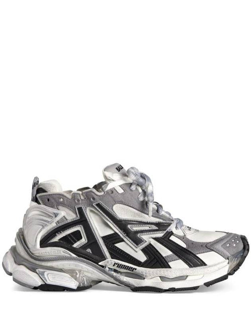 Balenciaga Runner Low Top Sneakers Grey