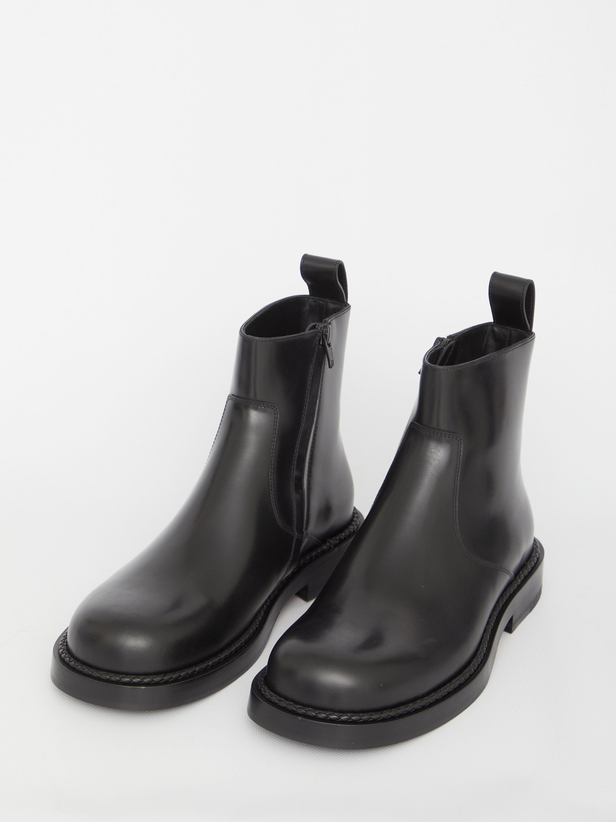 BOTTEGA VENETA Men's Leather Strut Ankle Boots