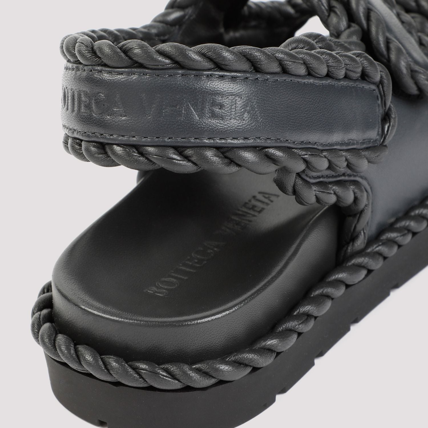 BOTTEGA VENETA Fashionable Flat Sandals with Velcro Strap